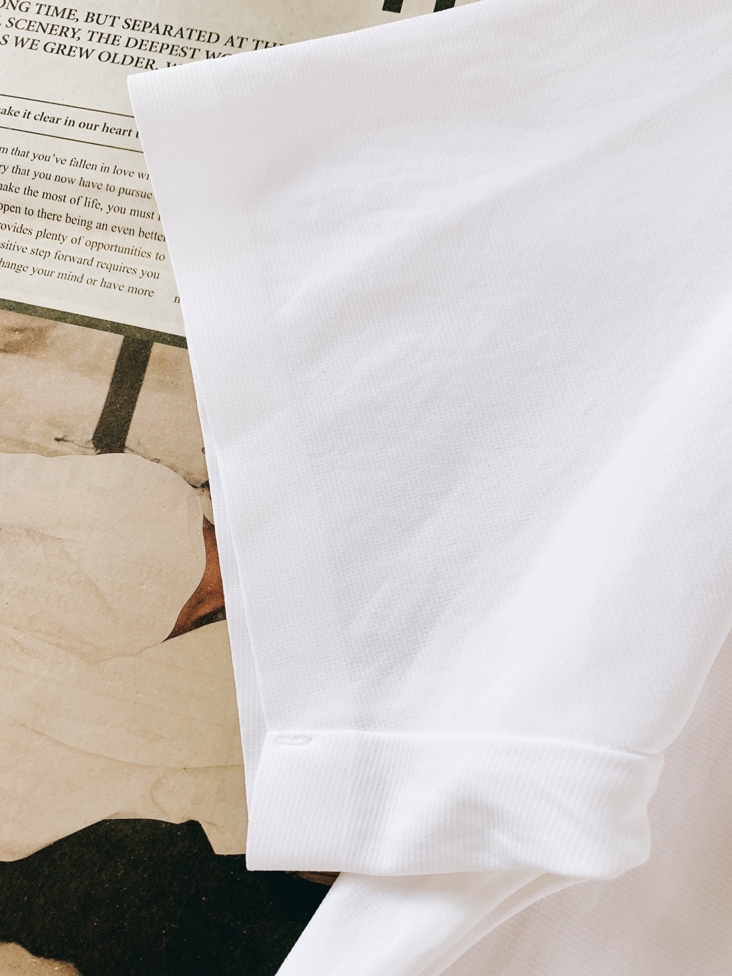 DESCENTE 迪桑特 夏季机能速干Polo👕精选品牌定制蜂窝结构功能面料，自带速干排汗、抑菌透气属性