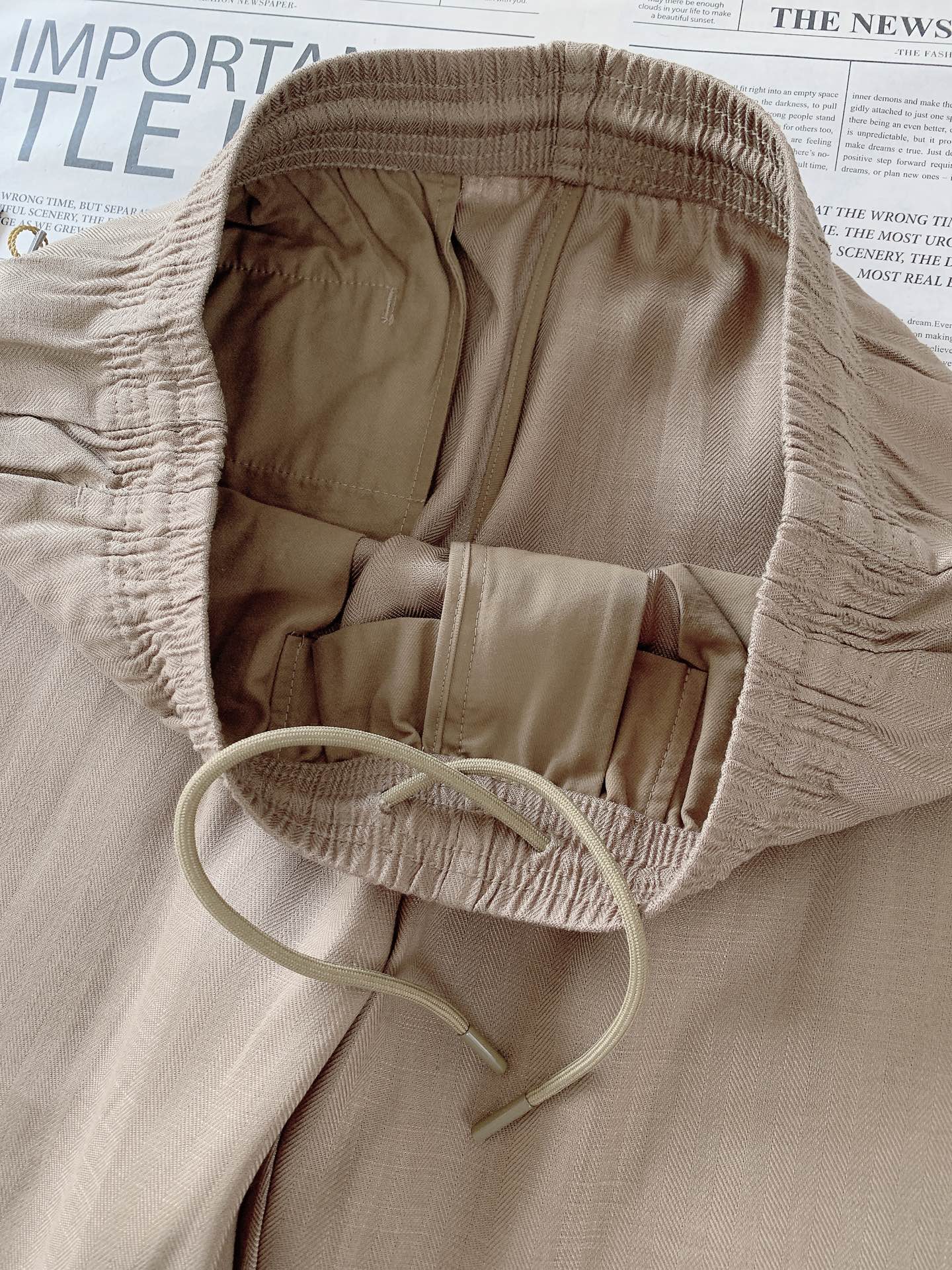LoroPiana L.P SS春夏新品 天丝亚麻松紧休闲长裤，意大利进口原厂混纺面料，人字纹肌理高级内