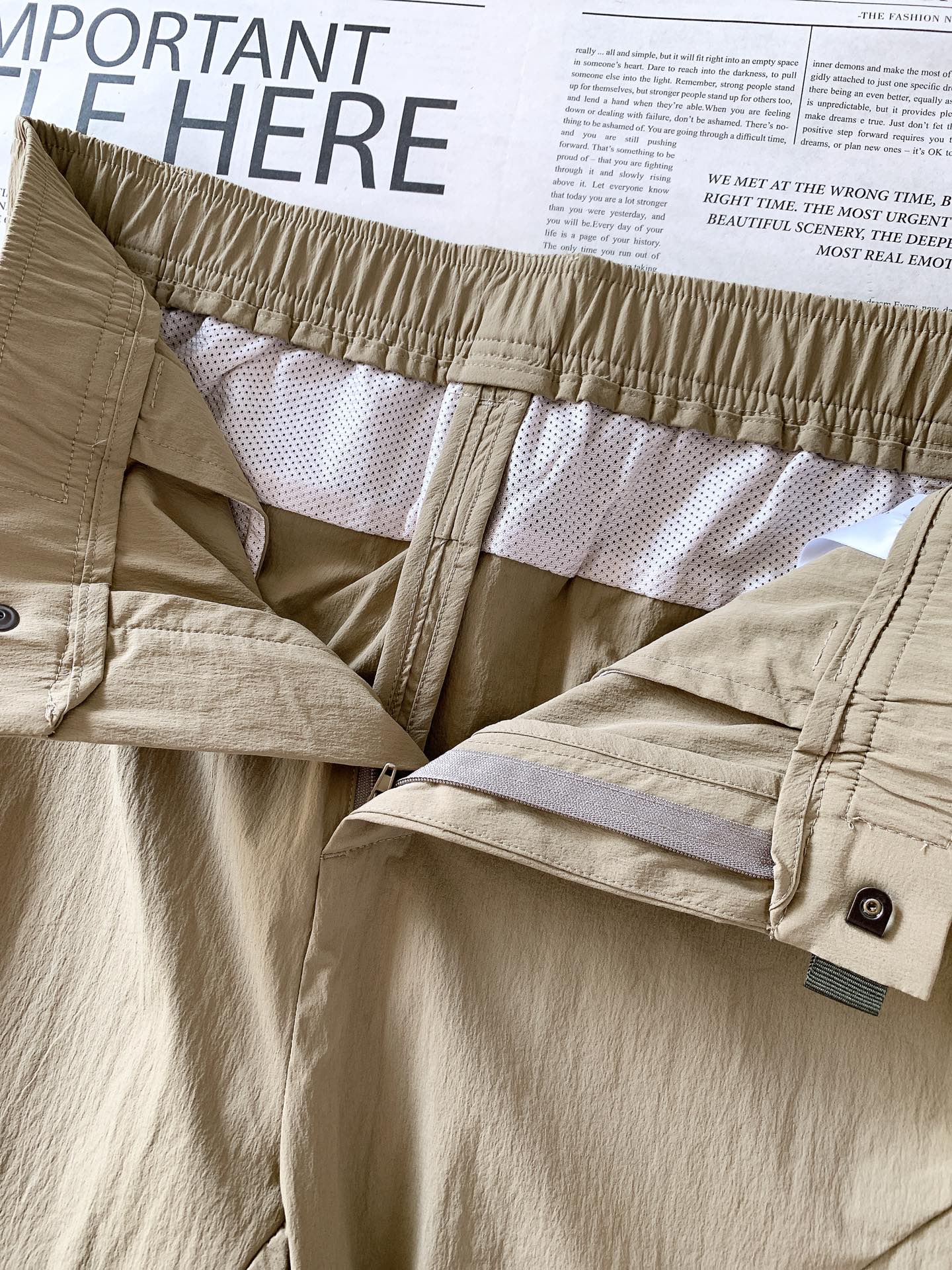 Helly Hansen 耶尔.汉森 2026SS春夏新品机能户外休闲长裤👖定制抗皱弹力速干面料，表层具