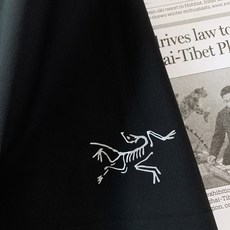 ARCTERYX 始祖鸟 2026SS春夏新品无痕冰感Polo短袖👕专业户外级速干冰丝面料,上身瞬间降温 ARCTERYX 始祖鸟 2026SS春夏新品无痕冰感Polo短袖👕专业户外级速干冰丝面料,上身瞬间降温