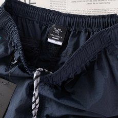 ARCTERYX 始祖鸟 2026SS春夏新品机能速干五分短裤🩳轻量抗撕裂速干尼龙料子自带防泼水效果,出 ARCTERYX 始祖鸟 2026SS春夏新品机能速干五分短裤🩳轻量抗撕裂速干尼龙料子自带防泼水效果,出