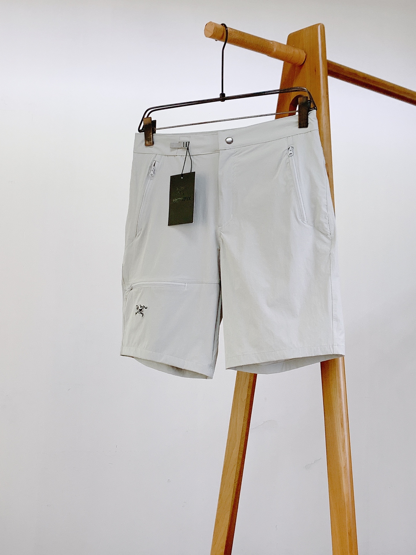 ARCTERYX 始祖鸟 2026SS春夏新品机能速干五分短裤🩳专业户外速干弹力面料，轻薄透气还带防泼水