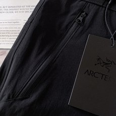ARCTERYX 始祖鸟 2026SS春夏新品机能速干五分短裤🩳专业户外速干弹力面料,轻薄透气还带防泼水 ARCTERYX 始祖鸟 2026SS春夏新品机能速干五分短裤🩳专业户外速干弹力面料,轻薄透气还带防泼水