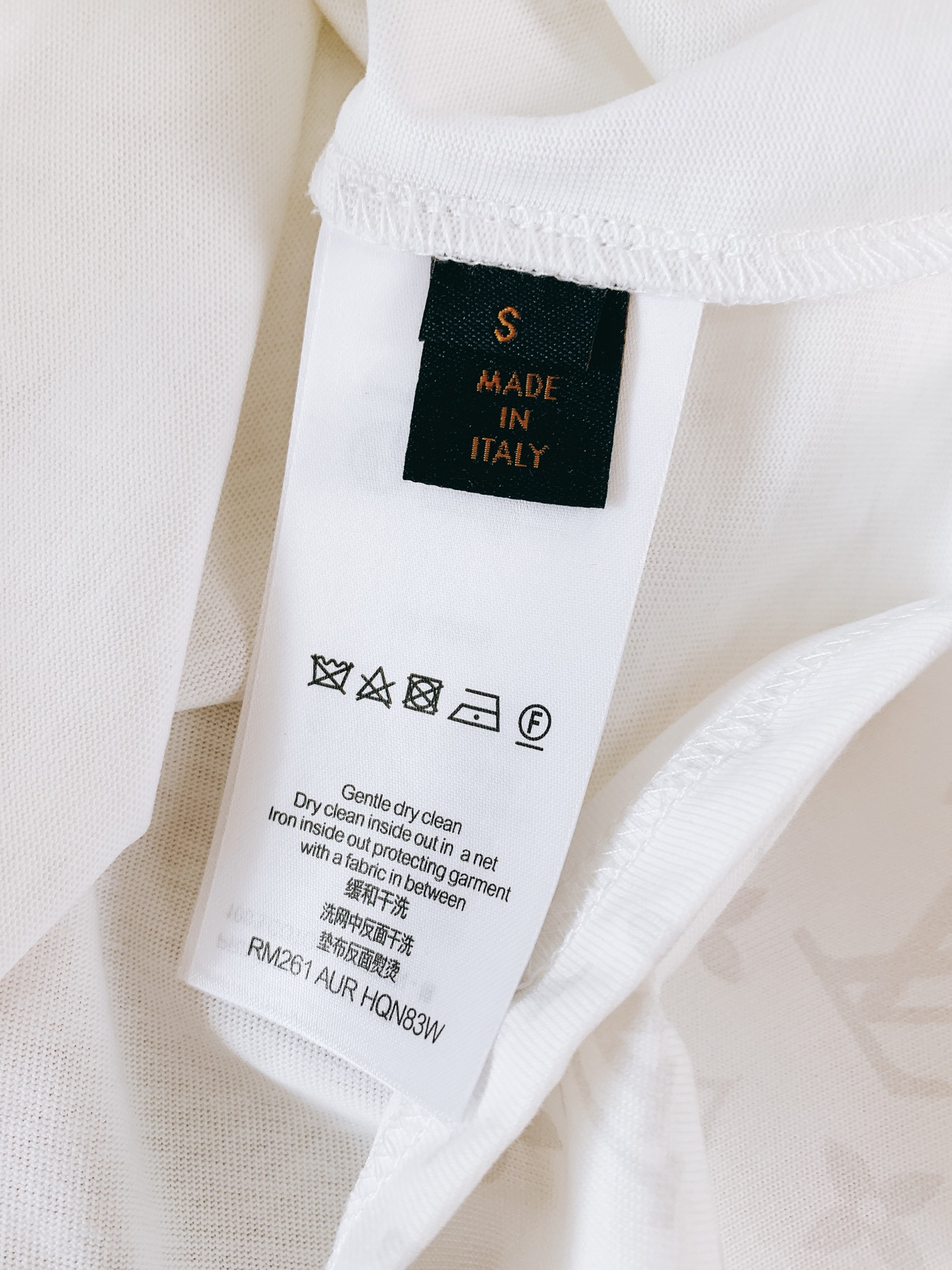 LouisVuitton 路易威登 2026SS春夏新品限定暗纹满印短袖👕甄选意大利进口高支双股长绒棉，