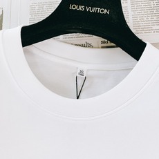 LouisVuitton 路易威登 2026SS春夏新品创意蘑菇老花刺绣短袖👕甄选250g高支双丝光长绒 LouisVuitton 路易威登 2026SS春夏新品创意蘑菇老花刺绣短袖👕甄选250g高支双丝光长绒