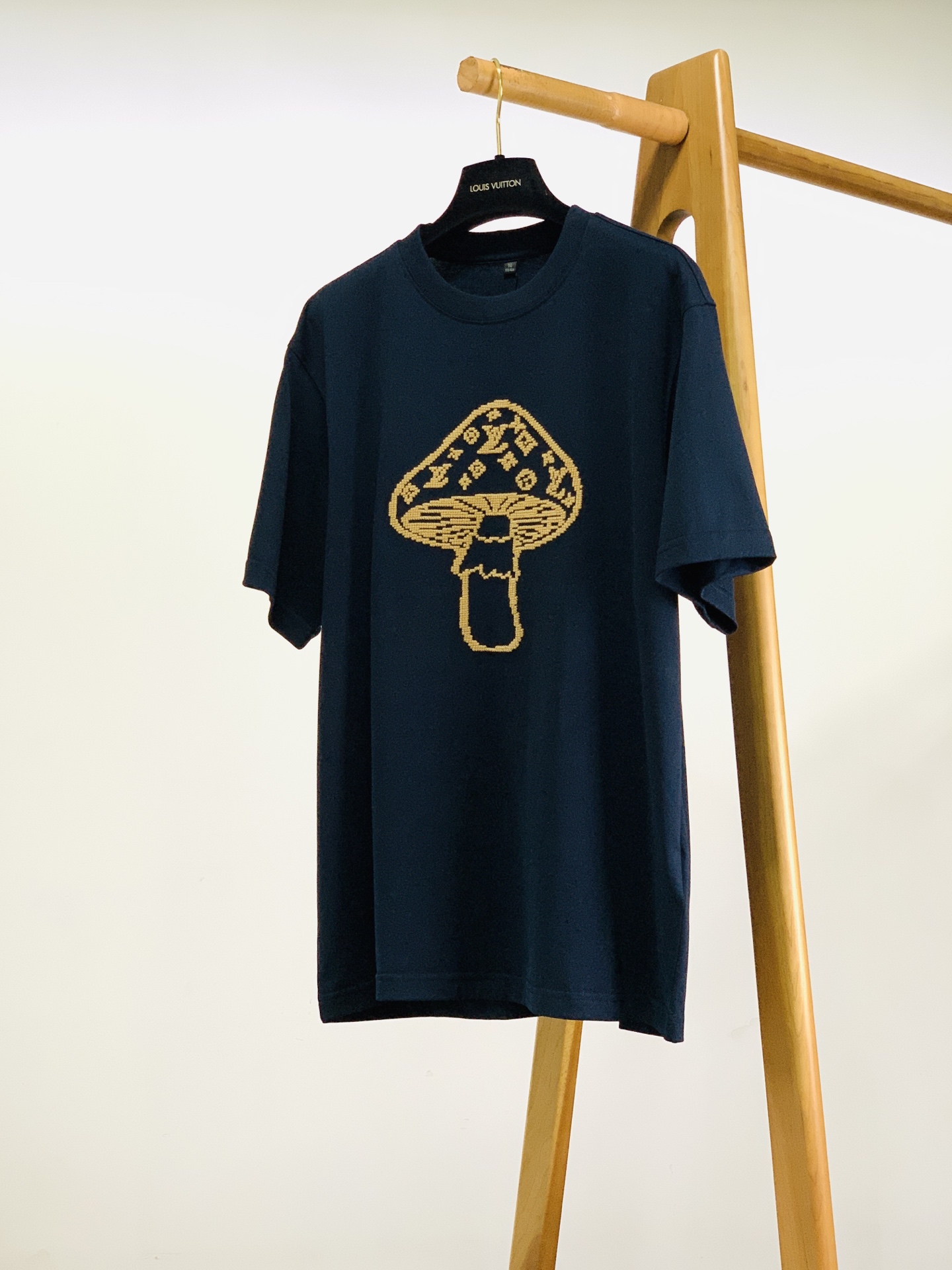 LouisVuitton 路易威登 2026SS春夏新品创意蘑菇老花刺绣短袖👕甄选250g高支双丝光长绒