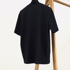 Kiton 奇顿 2026SS春夏新品轻奢基础短袖T恤👕高支液氨长绒棉,丝滑垂顺透气不粘身领口暗藏撞色红 Kiton 奇顿 2026SS春夏新品轻奢基础短袖T恤👕高支液氨长绒棉,丝滑垂顺透气不粘身领口暗藏撞色红