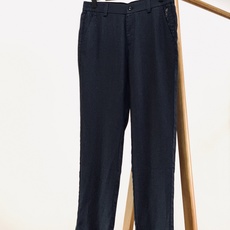 Berluti 伯鲁蒂 2026SS春夏新品 高端亚麻休闲长裤👖甄选高支水洗亚麻混纺面料,自带细腻柔和人 Berluti 伯鲁蒂 2026SS春夏新品 高端亚麻休闲长裤👖甄选高支水洗亚麻混纺面料,自带细腻柔和人