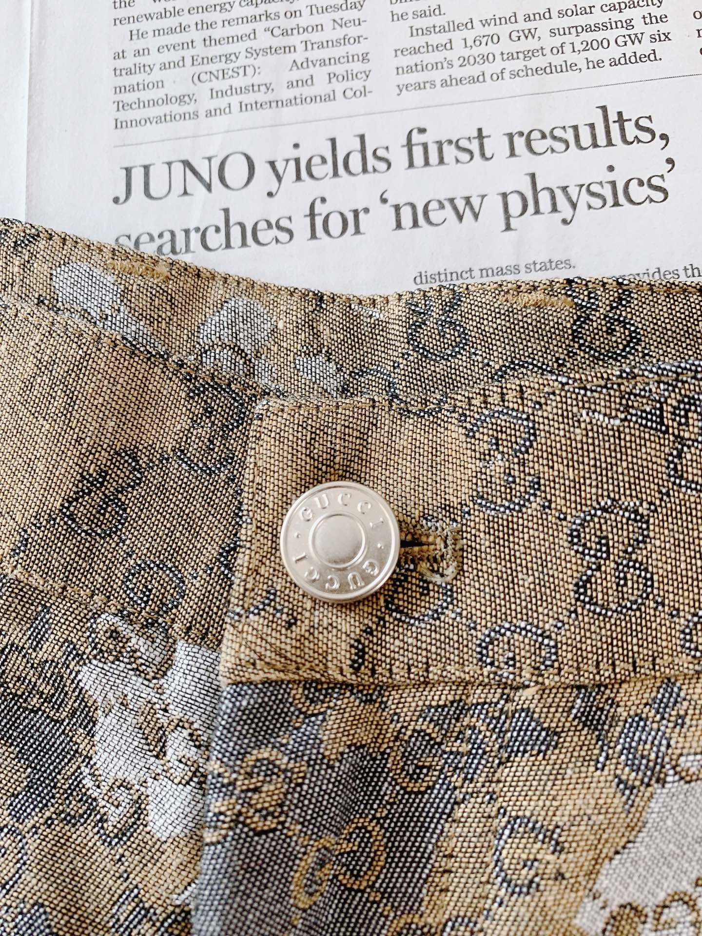 Gucci 古驰 2026SS春夏新品 GG迷彩工装五分短裤🩳甄选高密斜纹水洗混纺面料，自带柔和哑光肌理
