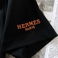 Hermès 爱马仕 2026SS春夏新品 基础款马头刺绣圆领T恤👕甄选意大利进口100%高支长绒精梳棉 Hermès 爱马仕 2026SS春夏新品 基础款马头刺绣圆领T恤👕甄选意大利进口100%高支长绒精梳棉