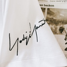 Y-3 山本耀司 2026SS春夏新品经典立体刺绣圆领T恤👕甄选100%高支重磅长绒精梳棉,经过预缩水洗 Y-3 山本耀司 2026SS春夏新品经典立体刺绣圆领T恤👕甄选100%高支重磅长绒精梳棉,经过预缩水洗