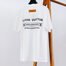LouisVuitton 路易威登 2026SS春夏新品前后双标识圆领T恤👕甄选定制高支双股长绒精梳棉, LouisVuitton 路易威登 2026SS春夏新品前后双标识圆领T恤👕甄选定制高支双股长绒精梳棉,