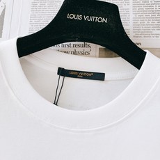 LouisVuitton 路易威登 2026SS春夏新品前后双标识圆领T恤👕甄选定制高支双股长绒精梳棉, LouisVuitton 路易威登 2026SS春夏新品前后双标识圆领T恤👕甄选定制高支双股长绒精梳棉,