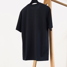 LoroPiana L.P SS春夏新品经典标识短袖👕源自意大利高端面料工艺,甄选高支双股丝光长绒棉,经 LoroPiana L.P SS春夏新品经典标识短袖👕源自意大利高端面料工艺,甄选高支双股丝光长绒棉,经