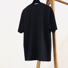 Fendi 芬迪 2026SS春夏新品 马年限定马术T恤👕高支丝光棉软糯亲肤,胸前三层骏马数码印花融合经 Fendi 芬迪 2026SS春夏新品 马年限定马术T恤👕高支丝光棉软糯亲肤,胸前三层骏马数码印花融合经