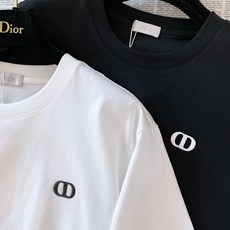 Dior Homme 迪奥·桀傲 2026SS春夏新品 经典CD小标刺绣短袖👕精选液氨工艺高支精梳棉,面 Dior Homme 迪奥·桀傲 2026SS春夏新品 经典CD小标刺绣短袖👕精选液氨工艺高支精梳棉,面