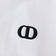 Dior Homme 迪奥·桀傲 2026SS春夏新品 经典CD小标刺绣短袖👕精选液氨工艺高支精梳棉,面 Dior Homme 迪奥·桀傲 2026SS春夏新品 经典CD小标刺绣短袖👕精选液氨工艺高支精梳棉,面