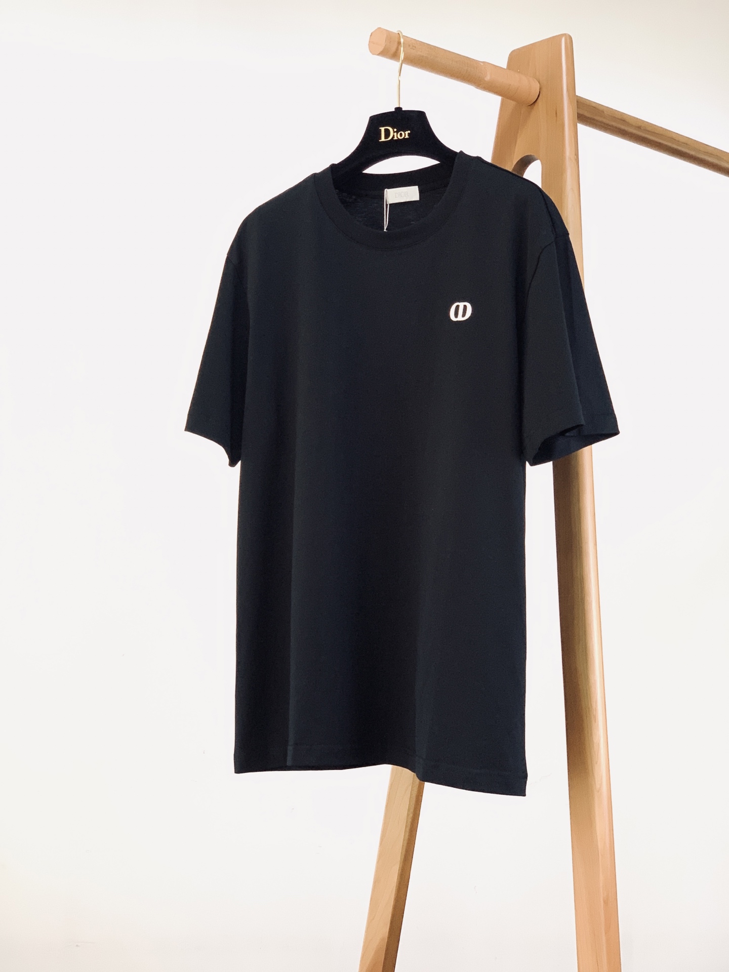 Dior Homme 迪奥·桀傲 2026SS春夏新品 经典CD小标刺绣短袖👕精选液氨工艺高支精梳棉，面