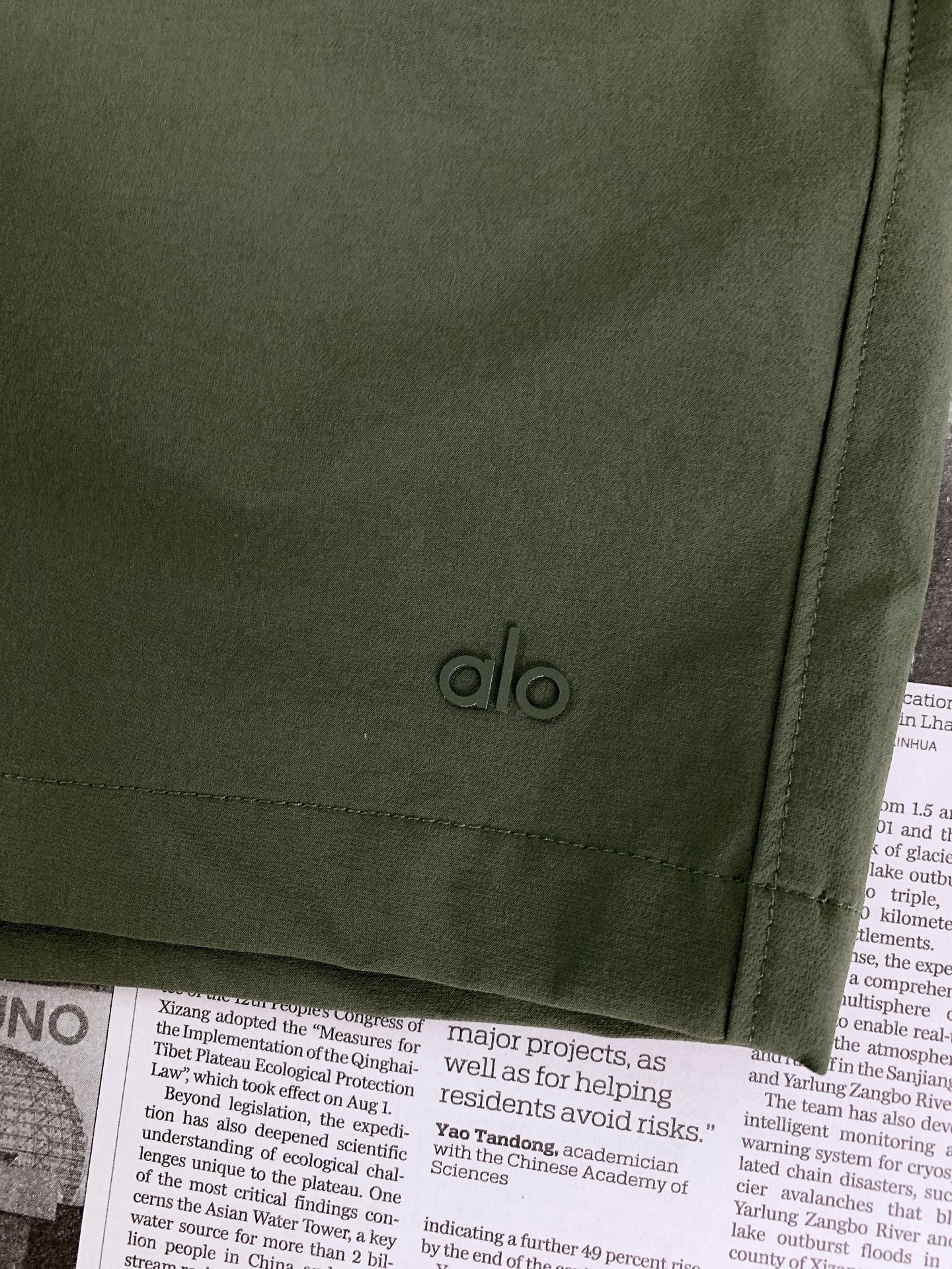 ALO 阿洛 2026SS春夏新品 Quick-dry速干机能五分短裤🩳专业定制锦纶速干面料，全身透气微