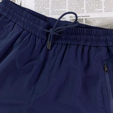 ALO 阿洛 2026SS春夏新品 Quick-dry速干机能五分短裤🩳专业定制锦纶速干面料,全身透气微 ALO 阿洛 2026SS春夏新品 Quick-dry速干机能五分短裤🩳专业定制锦纶速干面料,全身透气微