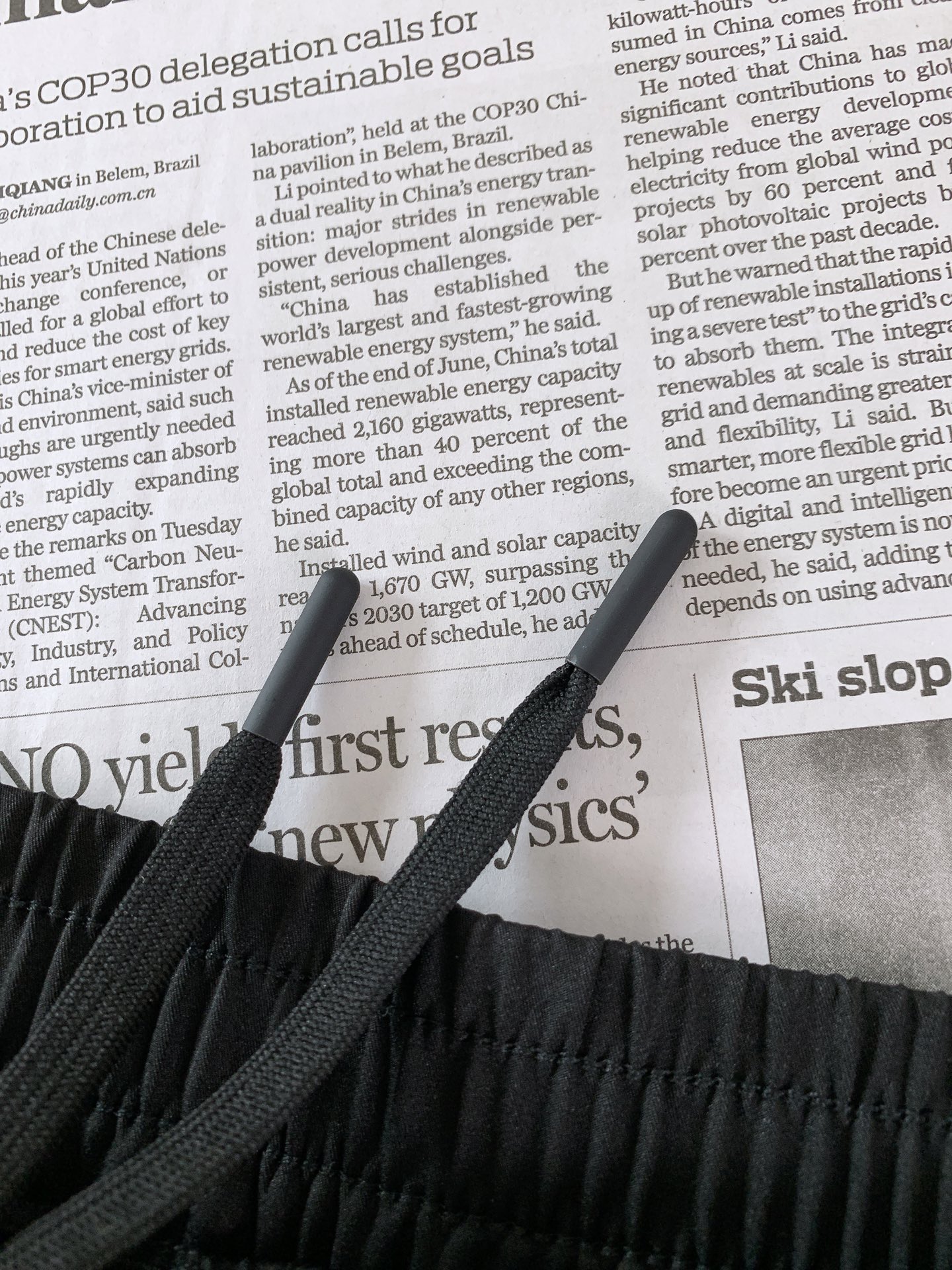 𝐁𝐚𝐥𝐞𝐧𝐜𝐢𝐚𝐠𝐚 巴黎世家 2026SS春夏新品 机能工装阔腿休闲裤👖定制速干机能锦纶面料，哑光微皱