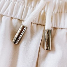 DOLCE&GABBANA 杜嘉班纳 2026SS春夏新品复古刺绣工装阔腿休闲裤👖定制天丝混纺斜纹面料, DOLCE&GABBANA 杜嘉班纳 2026SS春夏新品复古刺绣工装阔腿休闲裤👖定制天丝混纺斜纹面料,