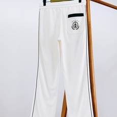 Gucci 古驰 2026SS春夏新品 织带直筒休闲卫裤👖定制高密珠地空气层面料,蜂窝透气肌理干爽不粘身 Gucci 古驰 2026SS春夏新品 织带直筒休闲卫裤👖定制高密珠地空气层面料,蜂窝透气肌理干爽不粘身