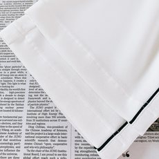 Gucci 古驰 2026SS春夏新品 织带直筒休闲卫裤👖定制高密珠地空气层面料,蜂窝透气肌理干爽不粘身 Gucci 古驰 2026SS春夏新品 织带直筒休闲卫裤👖定制高密珠地空气层面料,蜂窝透气肌理干爽不粘身