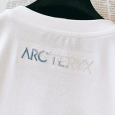 ARCTERYX 始祖鸟 2026SS春夏新品渐变骨架刺绣短袖上新!冰感珠地棉透气速干,户外久穿干爽不粘 ARCTERYX 始祖鸟 2026SS春夏新品渐变骨架刺绣短袖上新!冰感珠地棉透气速干,户外久穿干爽不粘