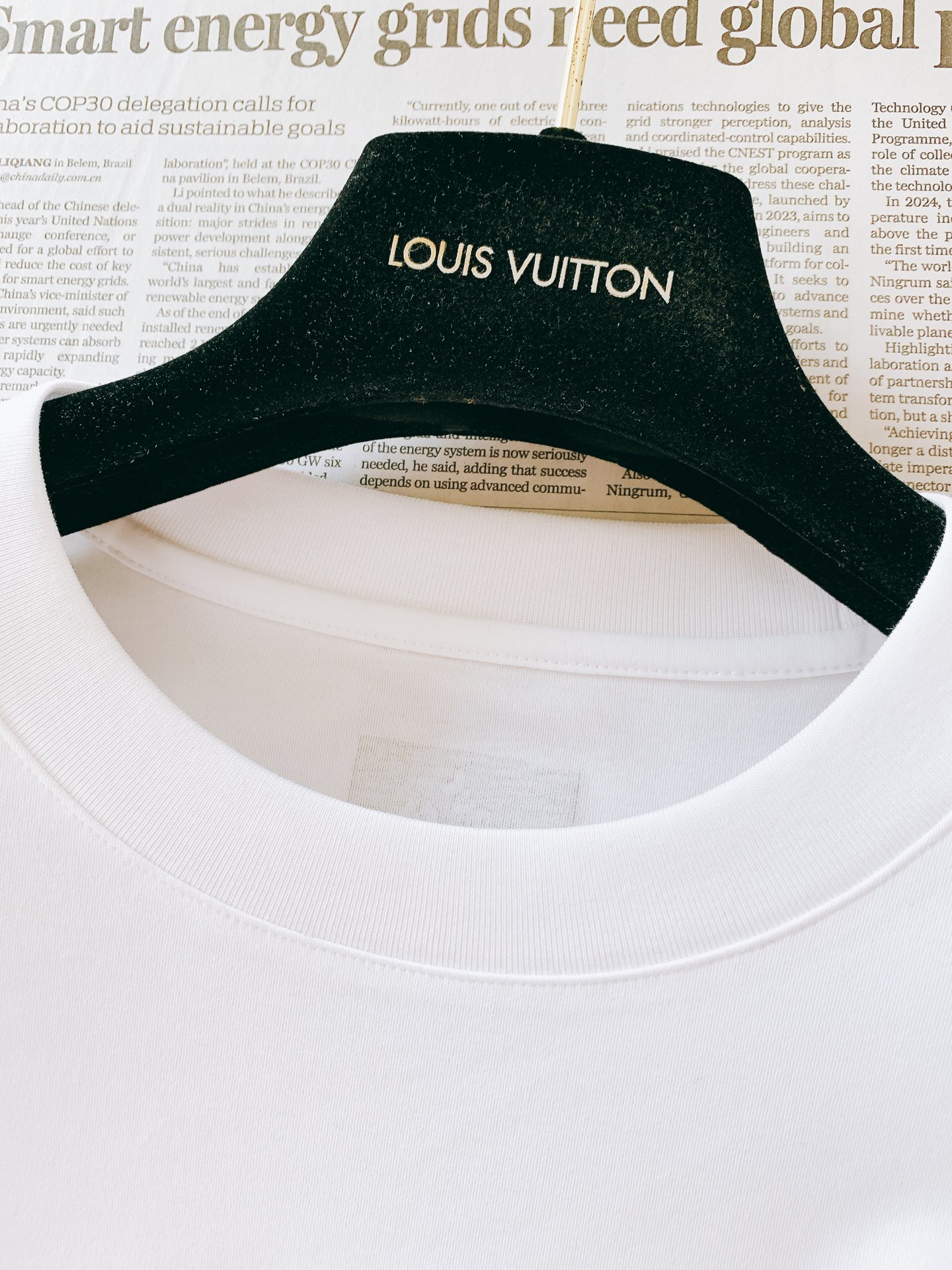 LouisVuitton 路易威登 2026SS春夏新品立体珠绣皮质标短袖👕液氨丝光长绒棉丝滑垂顺，预缩
