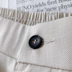 Brunello Cucinelli 布鲁奈罗.库奇内利 2026SS春夏新品意式轻奢休闲裤👖人字纹天丝 Brunello Cucinelli 布鲁奈罗.库奇内利 2026SS春夏新品意式轻奢休闲裤👖人字纹天丝