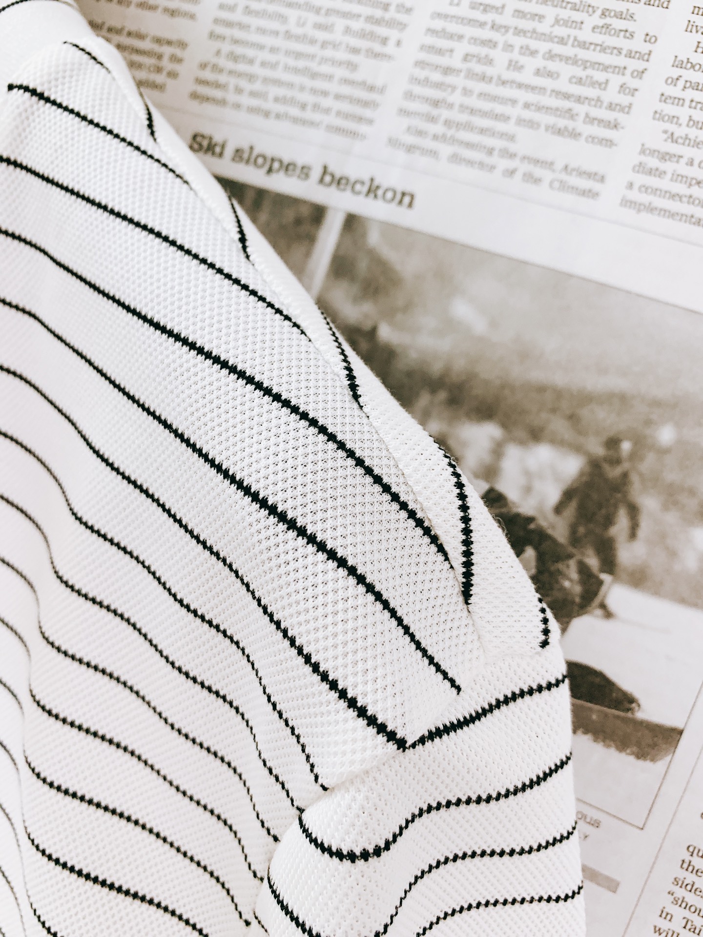Brunello Cucinelli 布鲁奈罗.库奇内利 2026SS春夏新品意式条纹针织短袖👕蜂窝网眼