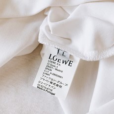 Loewe 罗意威 2026SS春夏新品 口袋刺绣短袖👕甄选液氨处理高支丝光棉,软糯亲肤、透气不透肉,扎 Loewe 罗意威 2026SS春夏新品 口袋刺绣短袖👕甄选液氨处理高支丝光棉,软糯亲肤、透气不透肉,扎
