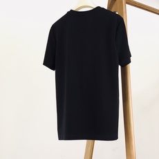 Loewe 罗意威 2026SS春夏新品 口袋刺绣短袖👕甄选液氨处理高支丝光棉,软糯亲肤、透气不透肉,扎 Loewe 罗意威 2026SS春夏新品 口袋刺绣短袖👕甄选液氨处理高支丝光棉,软糯亲肤、透气不透肉,扎