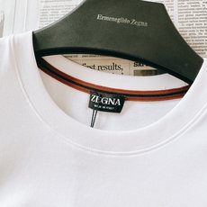 Ermenegildo Zegna 杰尼亚 2026SS春夏新品 商务方块刺绣短袖👕采用品牌定制液氨丝 Ermenegildo Zegna 杰尼亚 2026SS春夏新品 商务方块刺绣短袖👕采用品牌定制液氨丝