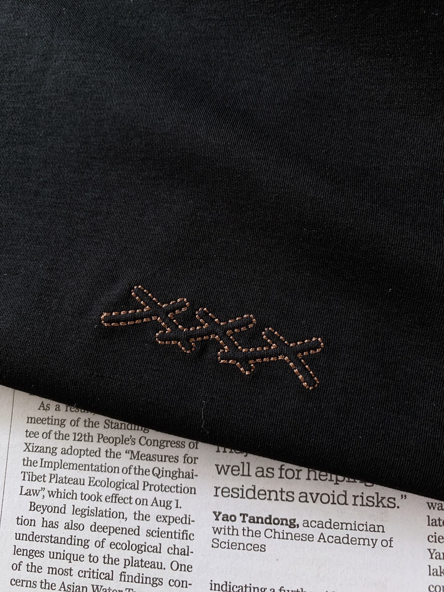 ￼Ermenegildo Zegna 杰尼亚 2026SS春夏新品 刺绣标识商务短袖👕采用进口液氨匹马棉