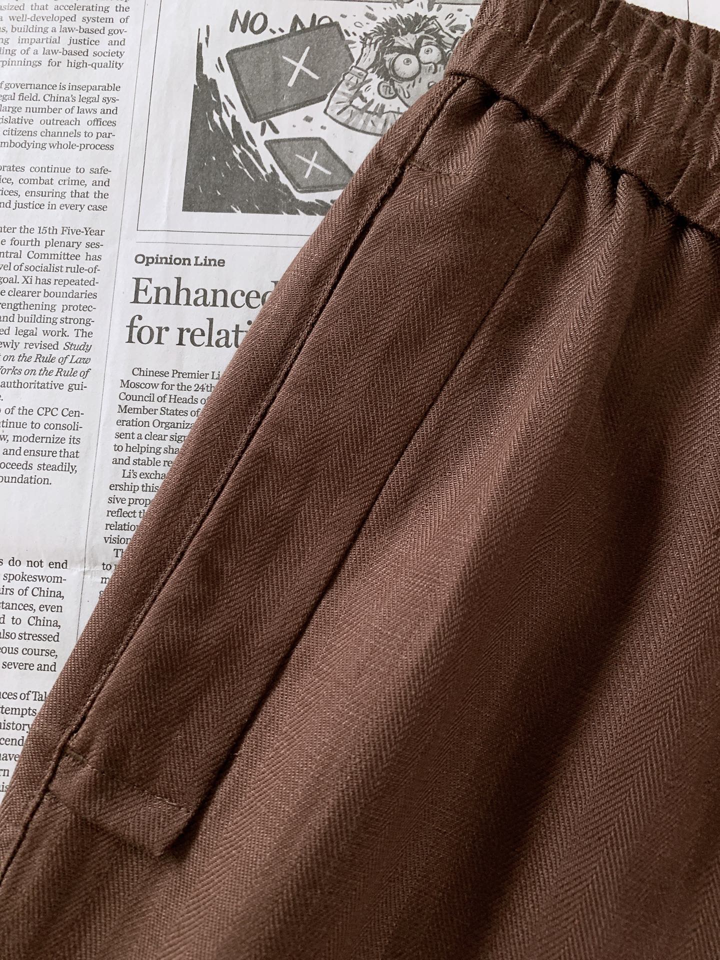 Ermenegildo Zegna 杰尼亚 2026SS春夏新品 亚麻天丝混纺休闲直筒休闲裤👖采用品牌专