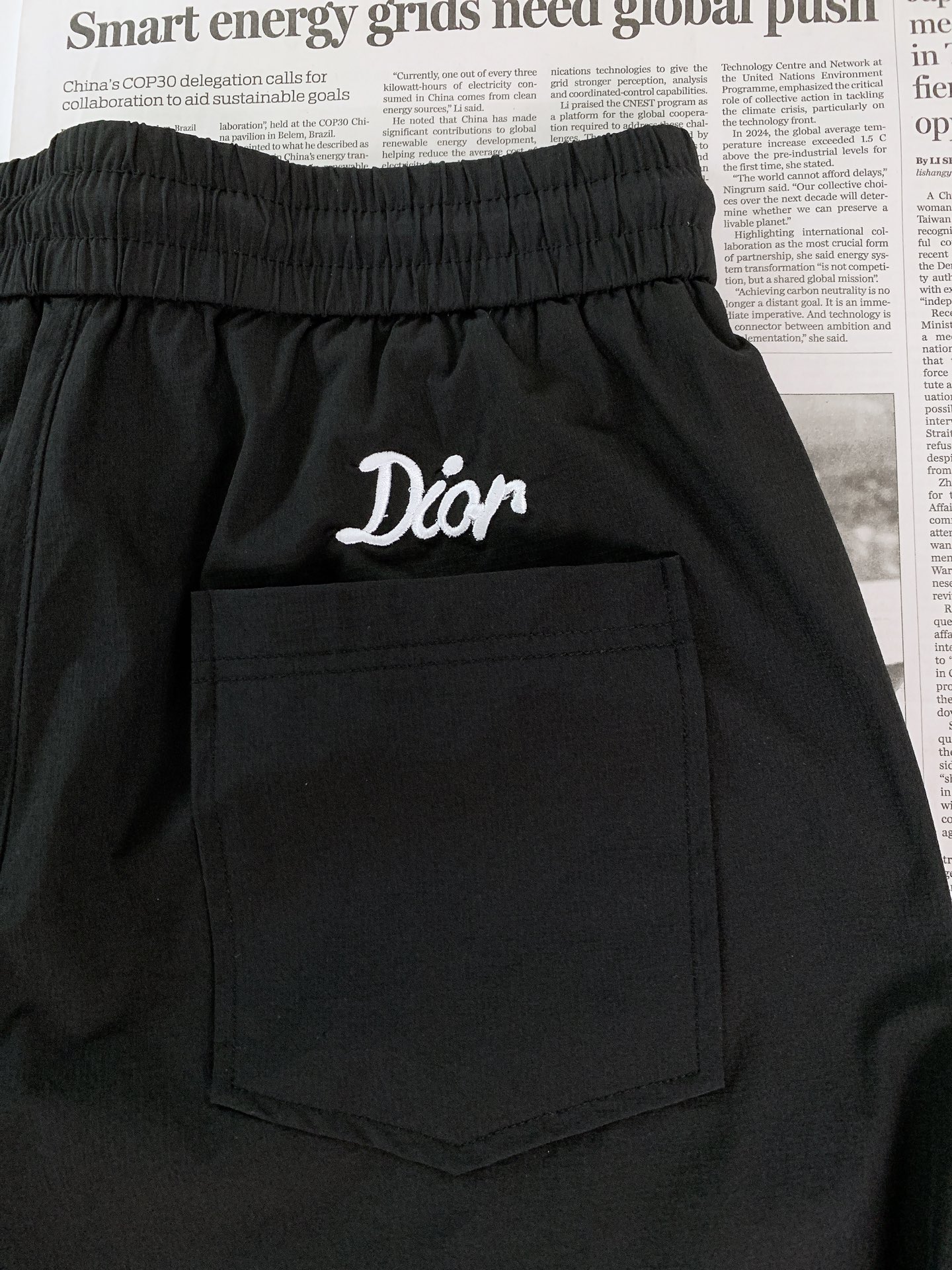 Dior Homme 迪奥·桀傲 2026SS春夏新品 冰丝直筒休闲裤👖夏日刚需百搭长裤。甄选超薄速干冰