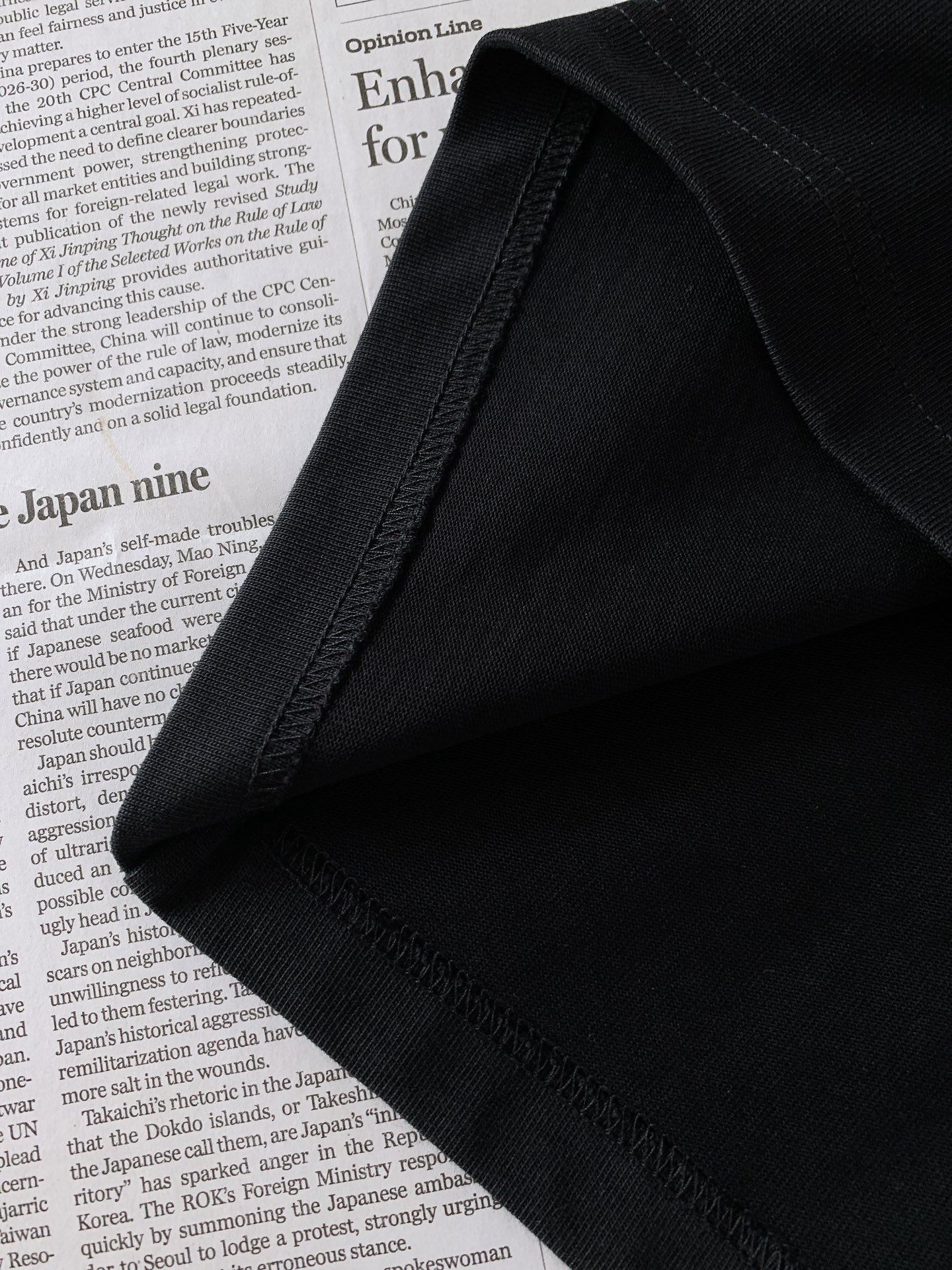 LouisVuitton 路易威登 2026SS春夏新品 彩色涂鸦艺术短袖T恤👕艺术感满满轻奢单品。选用