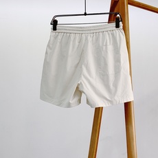 Ermenegildo Zegna 杰尼亚 2026SS春夏新品 轻奢速干短裤🩳男士夏日高端必备五分裤。 Ermenegildo Zegna 杰尼亚 2026SS春夏新品 轻奢速干短裤🩳男士夏日高端必备五分裤。