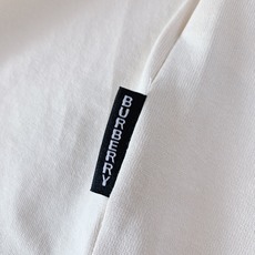 Burberry 巴宝莉 2026SS春夏新品 英伦格纹战马短袖T恤👕精选高支柔软纯棉面料,亲肤透气,夏 Burberry 巴宝莉 2026SS春夏新品 英伦格纹战马短袖T恤👕精选高支柔软纯棉面料,亲肤透气,夏