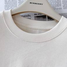 Burberry 巴宝莉 2026SS春夏新品 英伦格纹战马短袖T恤👕精选高支柔软纯棉面料,亲肤透气,夏 Burberry 巴宝莉 2026SS春夏新品 英伦格纹战马短袖T恤👕精选高支柔软纯棉面料,亲肤透气,夏