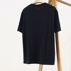 Burberry 巴宝莉 2026SS春夏新品 马年限定卡通小马短袖T恤👕甄选高支精梳纯棉面料,柔软亲肤 Burberry 巴宝莉 2026SS春夏新品 马年限定卡通小马短袖T恤👕甄选高支精梳纯棉面料,柔软亲肤