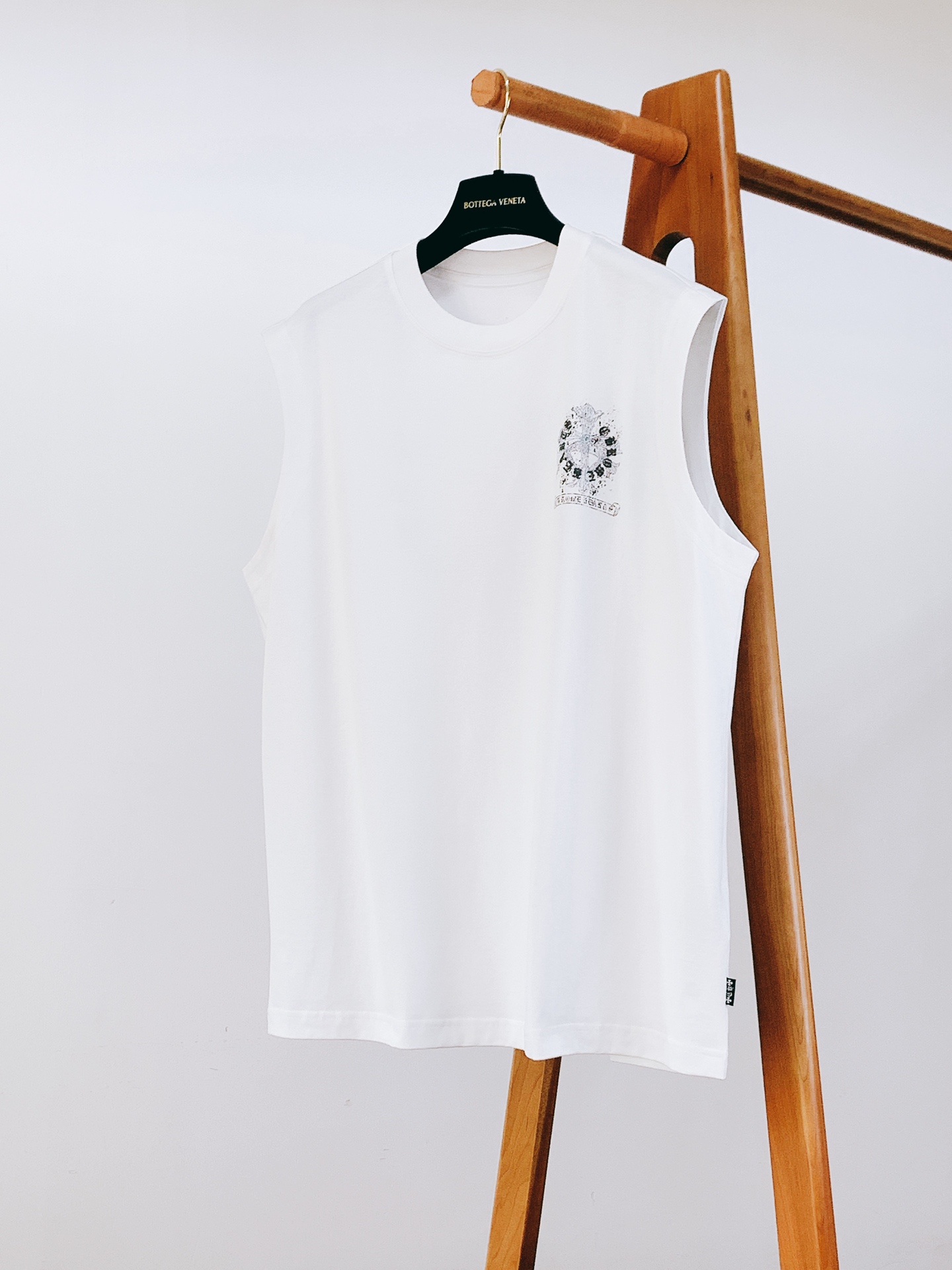 Chrome Hearts 克罗心 2026SS春夏新品 做旧涂鸦十字架无袖背心🎽甄选高密精梳纯棉面料，