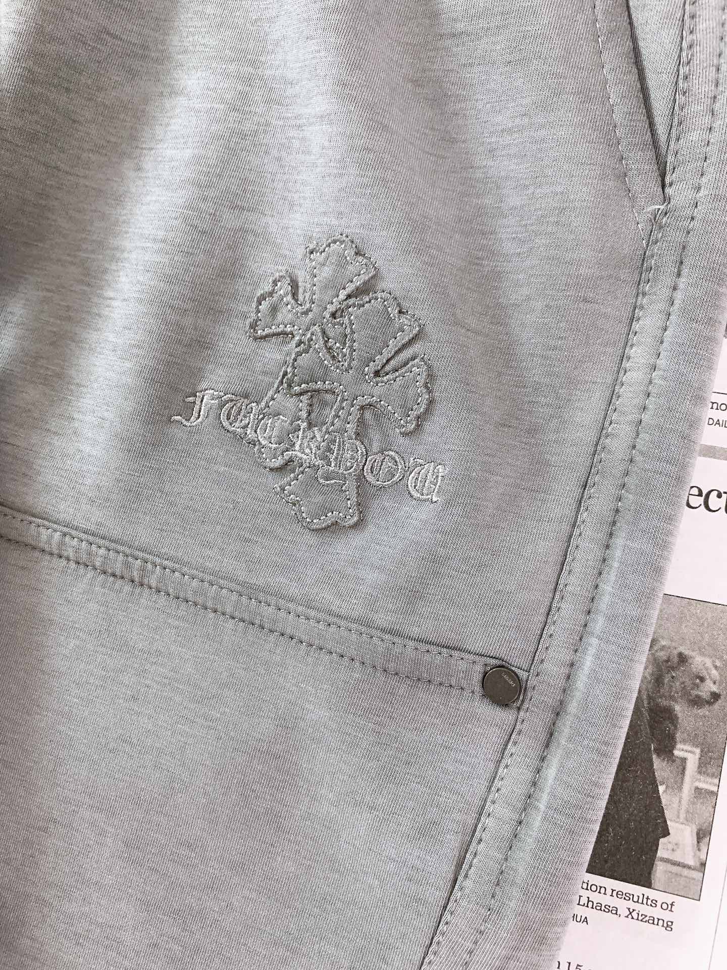 Chrome Hearts 克罗心 2026SS春夏新品  刺绣休闲短裤🩳选用高克重软糯针织面料打造，触感顺滑亲肤，透气