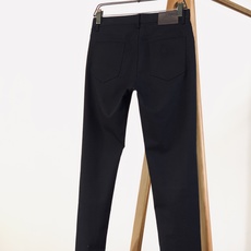 Bolangni 布里奥尼 2026SS春夏新品 男士休闲五袋长裤👖意大利高端奢品力作,甄选高密斜纹精纺面料,触感细腻软 Bolangni 布里奥尼 2026SS春夏新品 男士休闲五袋长裤👖意大利高端奢品力作,甄选高密斜纹精纺面料,触感细腻软