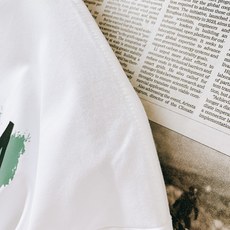 Prada 普拉达 2026SS春夏新品 彩色涂鸦印花短袖T恤👕甄选厚实透气的高支纯棉面料,触感软糯扎实,上身垂坠感出 Prada 普拉达 2026SS春夏新品 彩色涂鸦印花短袖T恤👕甄选厚实透气的高支纯棉面料,触感软糯扎实,上身垂坠感出