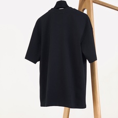Saint Laurent 圣罗兰 2026SS春夏新品 涂鸦印花短袖T恤👕甄选高克重棉质面料,触感软糯透气,上身舒适 Saint Laurent 圣罗兰 2026SS春夏新品 涂鸦印花短袖T恤👕甄选高克重棉质面料,触感软糯透气,上身舒适