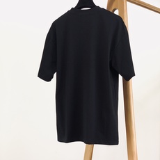 LouisVuitton 路易威登 2026SS春夏新品 涂鸦印花短袖T恤👕甄选高支厚实棉质面料打造,触感柔软细腻,上身 LouisVuitton 路易威登 2026SS春夏新品 涂鸦印花短袖T恤👕甄选高支厚实棉质面料打造,触感柔软细腻,上身