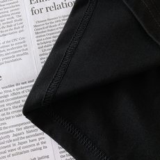 LouisVuitton 路易威登 2026SS春夏新品 涂鸦印花短袖T恤👕甄选高支厚实棉质面料打造,触感柔软细腻,上身 LouisVuitton 路易威登 2026SS春夏新品 涂鸦印花短袖T恤👕甄选高支厚实棉质面料打造,触感柔软细腻,上身
